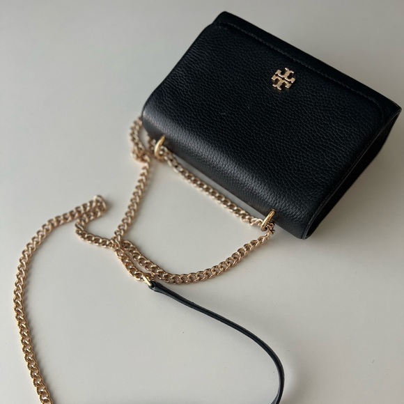 Black Leather Purse With Gold chain By Tory Burch - Picture 2 of 6